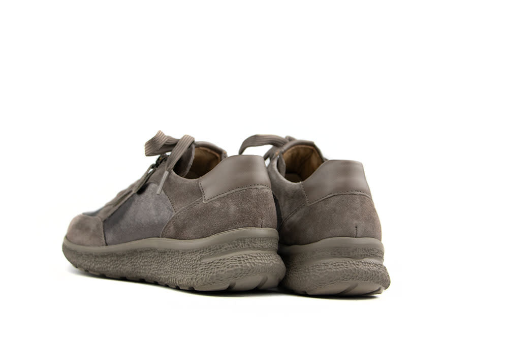Hartjes Sneaker Rap Muskat Haselnuss Velour K