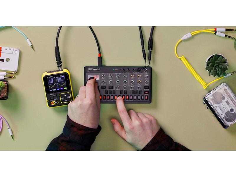 Roland Synthesizer AIRA S-1 Tweak-Synthesizer mit neuer Klangwelt