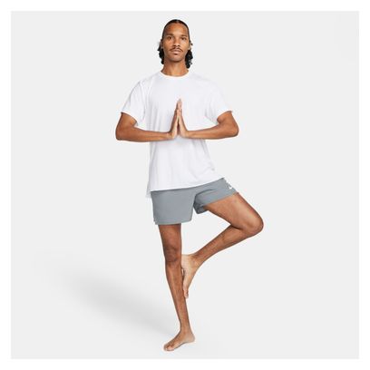 Short Nike Dri-Fit Challenger 5in Gris