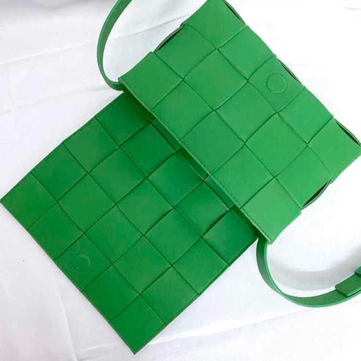 Bottega Veneta Vintage Bottega Veneta Crossbody Bag Green