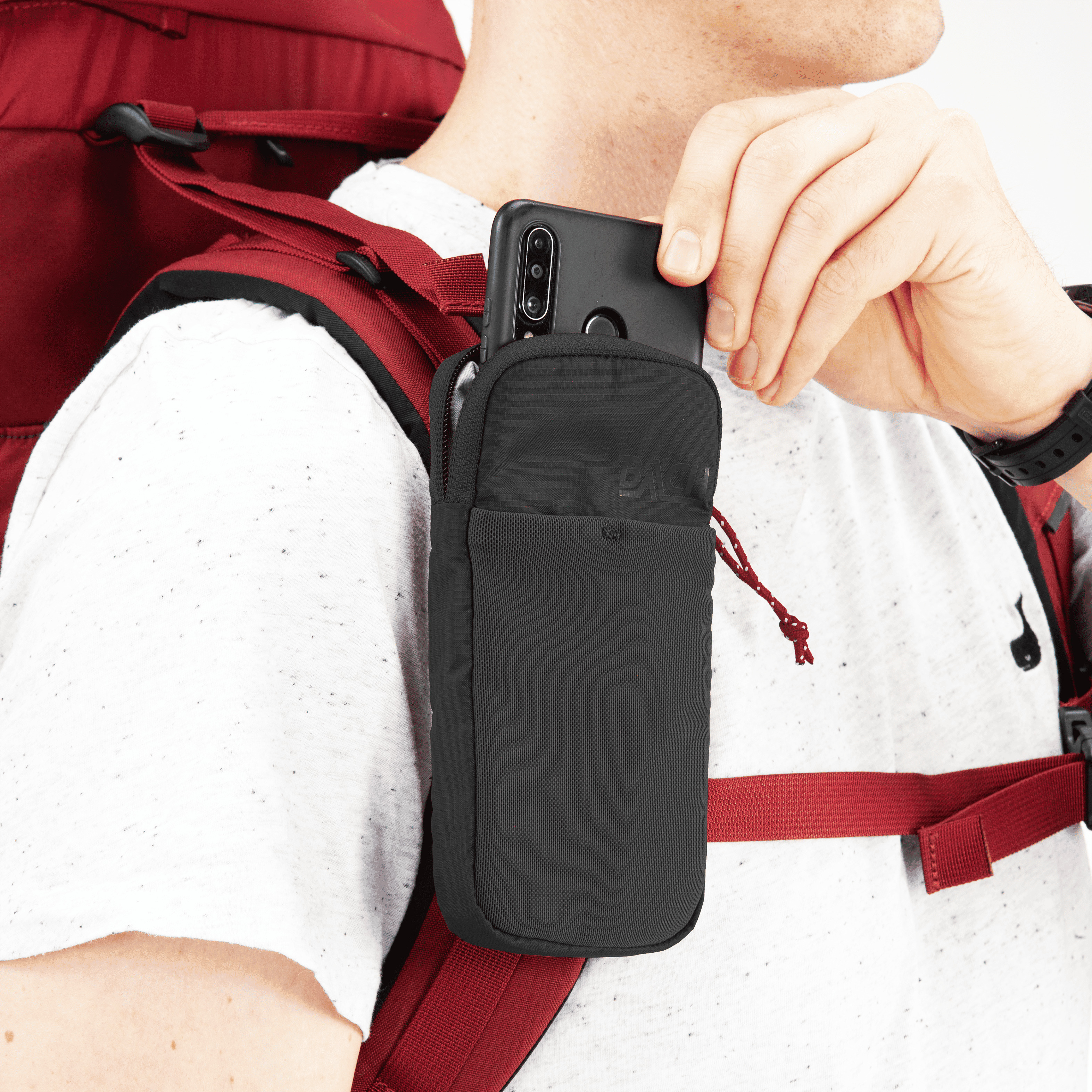 Shoulder Padded Pocket