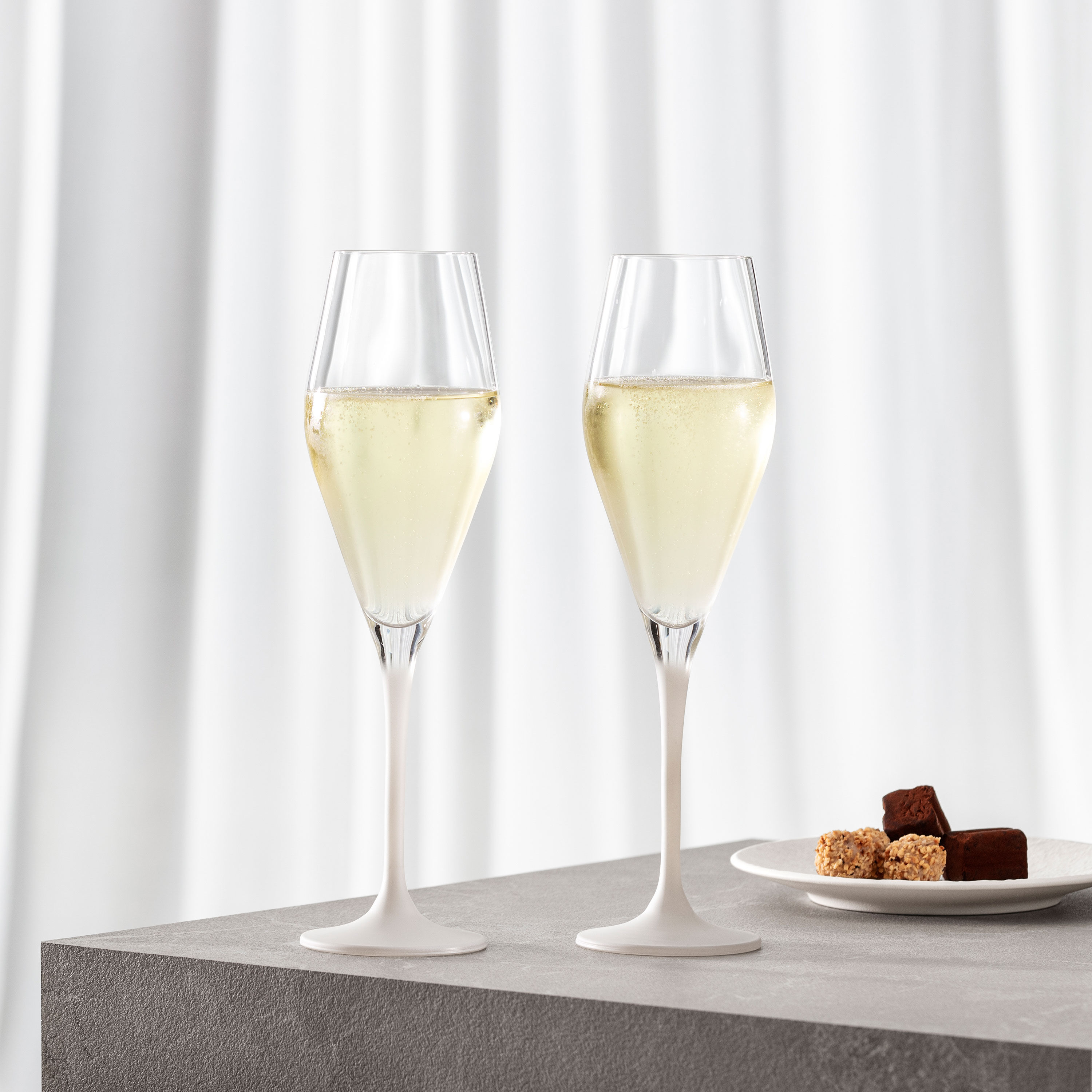 Manufacture Champagne glass White, 4.1 oz, crystal glass