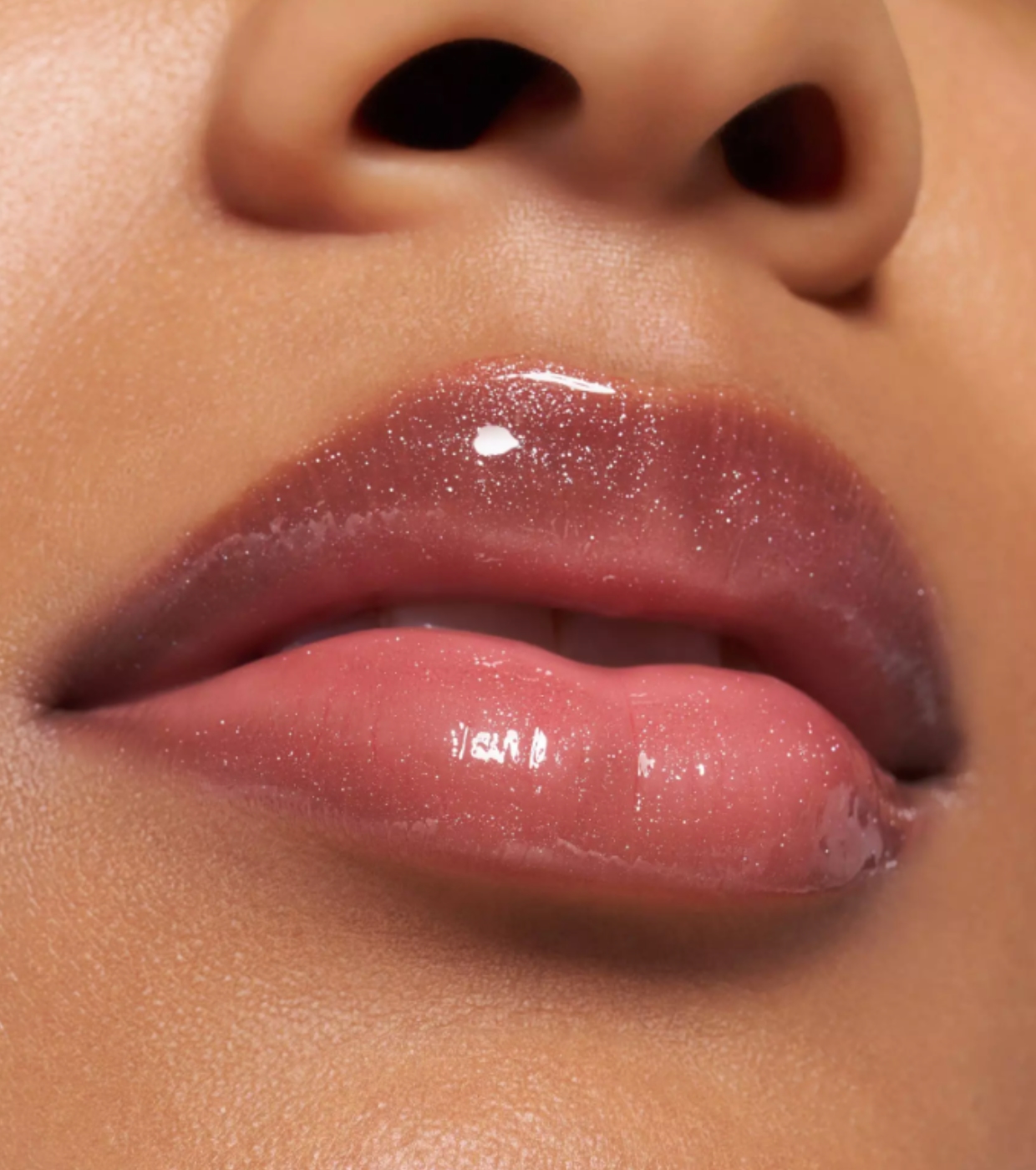 essence - Óleo Labial Hydra Kiss - 11: Rosy Sparkle