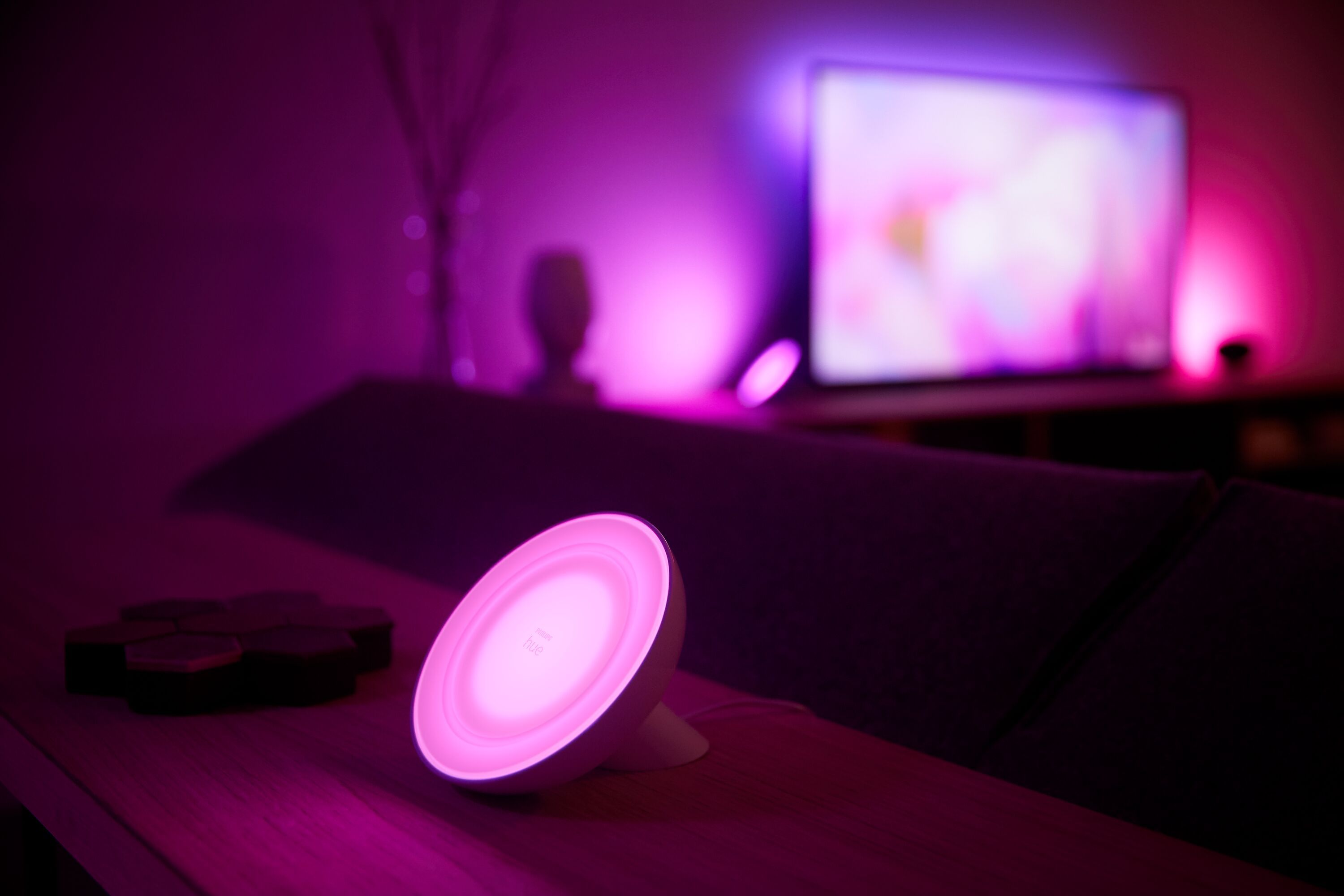 Philips hue BLOOM Tischleuchte - Weiss / B: 21.8 cm x T: 11.1 cm x H: 22.7 cm