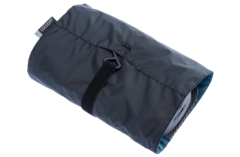 Hanging Toiletry Kit Minimalist