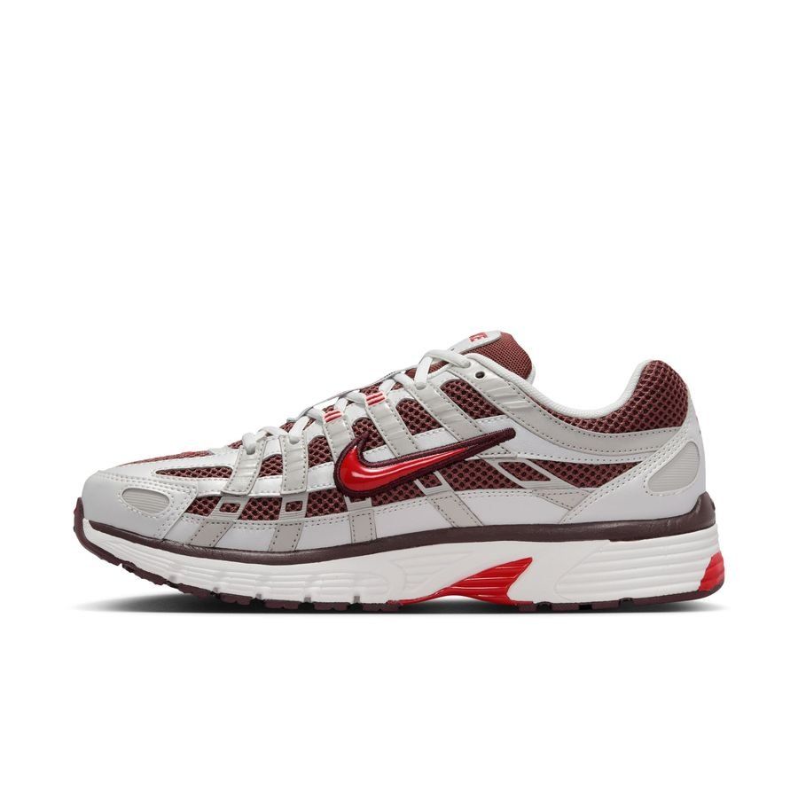 Nike Chaussures P-6000 - Blanc/Rouge/Dark Pony