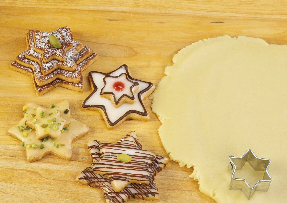 Lot de 4 emporte-pièces de Noël en forme d'étoiles Emporte-pièces Zenk
