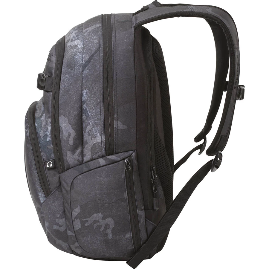 Nitro Chase - Laptoprucksack 17 51 cm forged camo