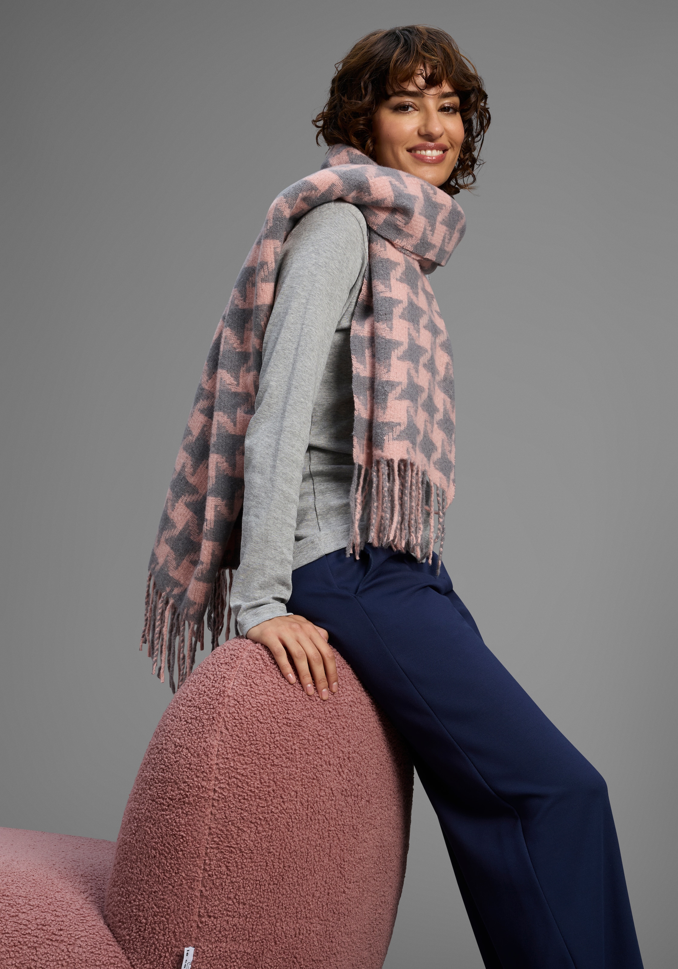 Laura Scott Modeschal , im tollen Stern-Design in verschiedenen Farben - NEW