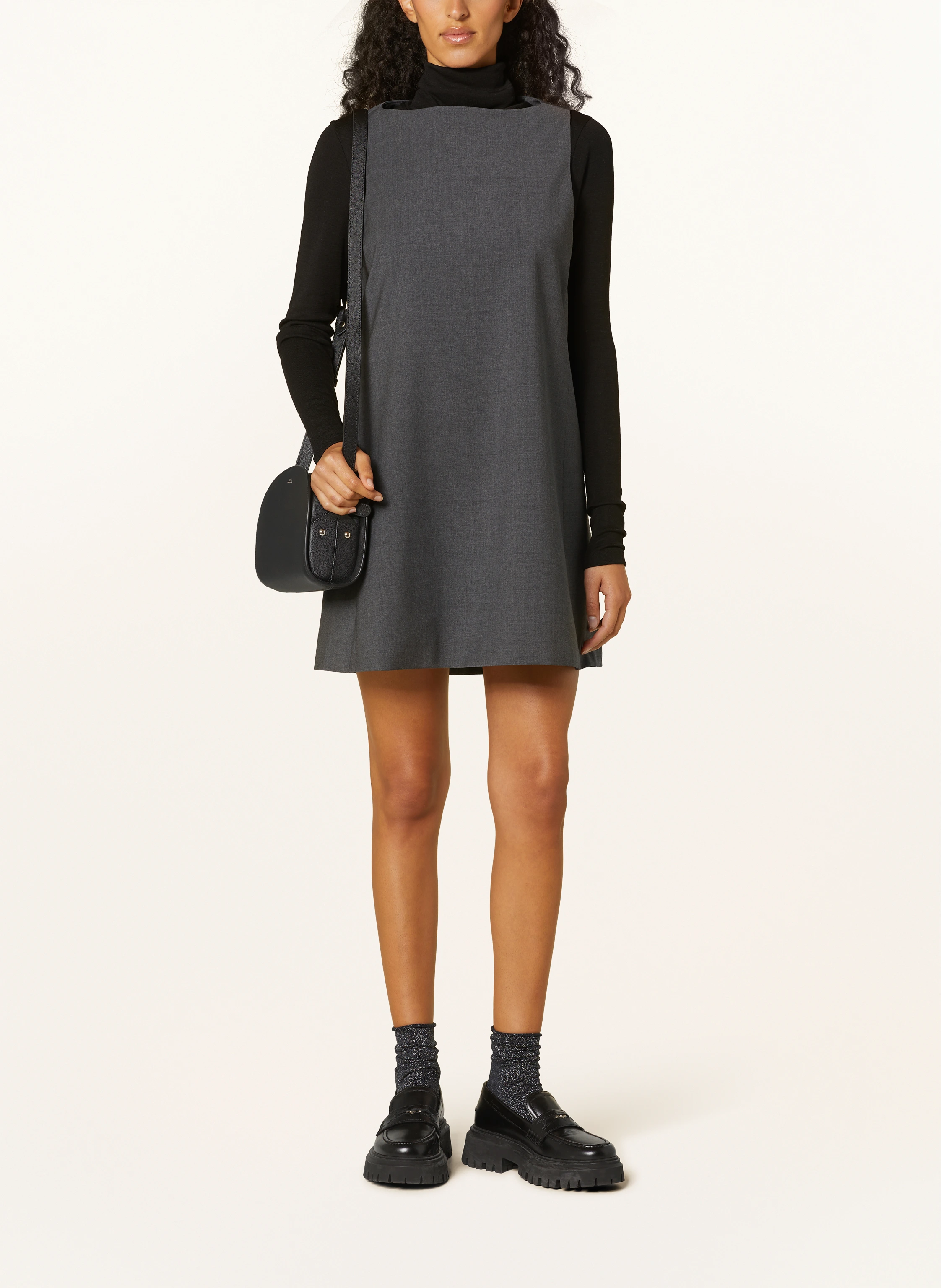 A.P.C. Saffiano-Umhängetasche DEMI-LUNE