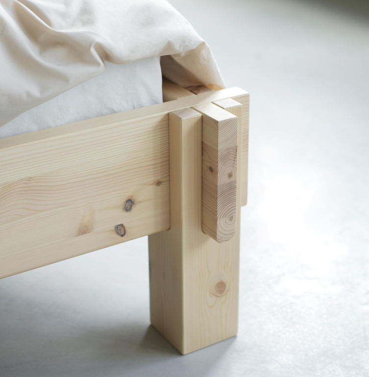 Normann Copenhagen Notch bed 160x200