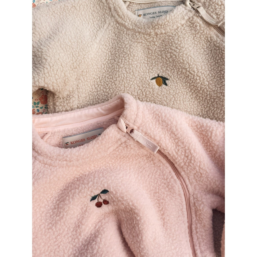 Køb Konges Sløjd Oxford Tan Safa Onesie Grs
