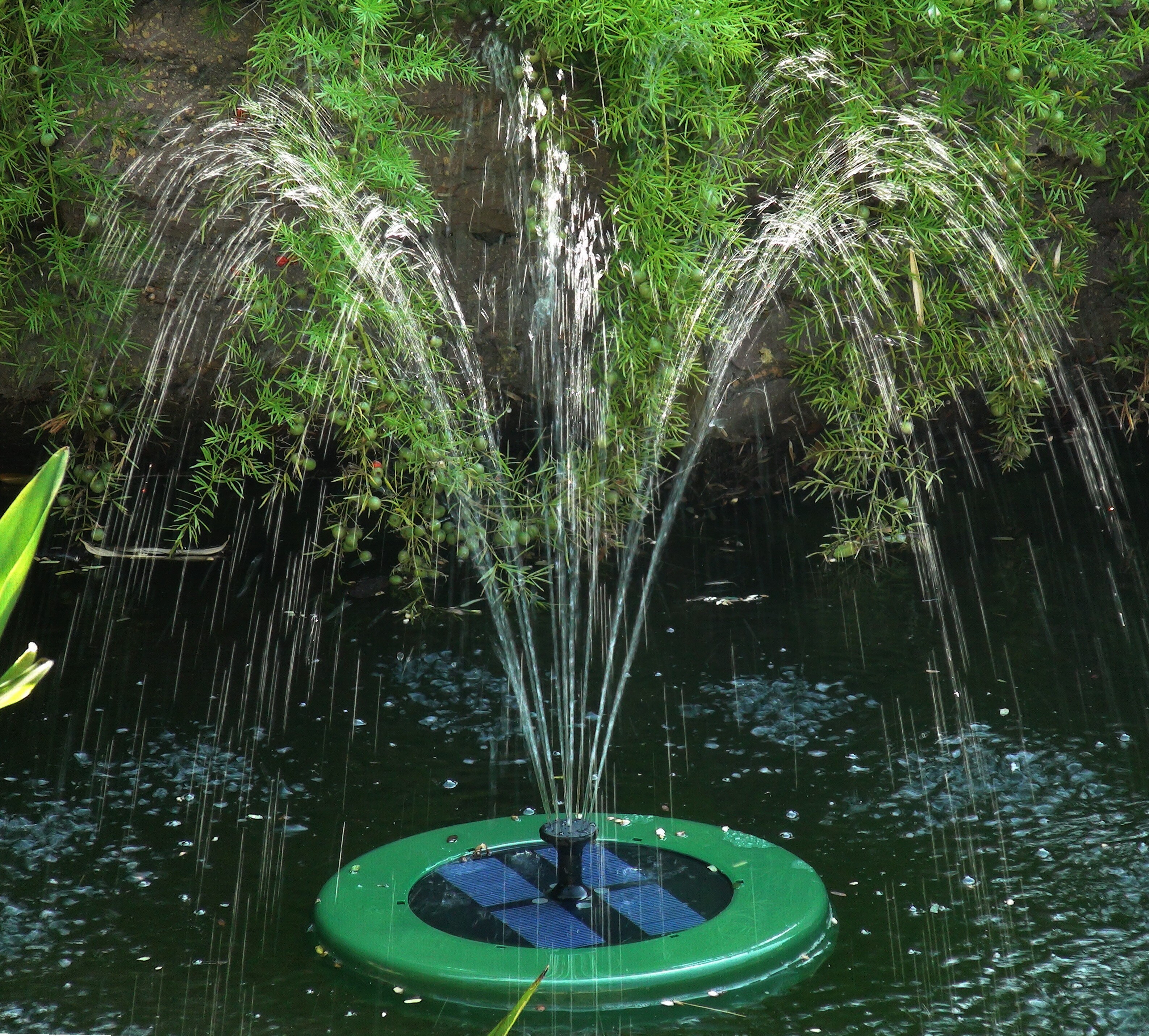 Mauk Solarspringbrunnenpumpe rund grün