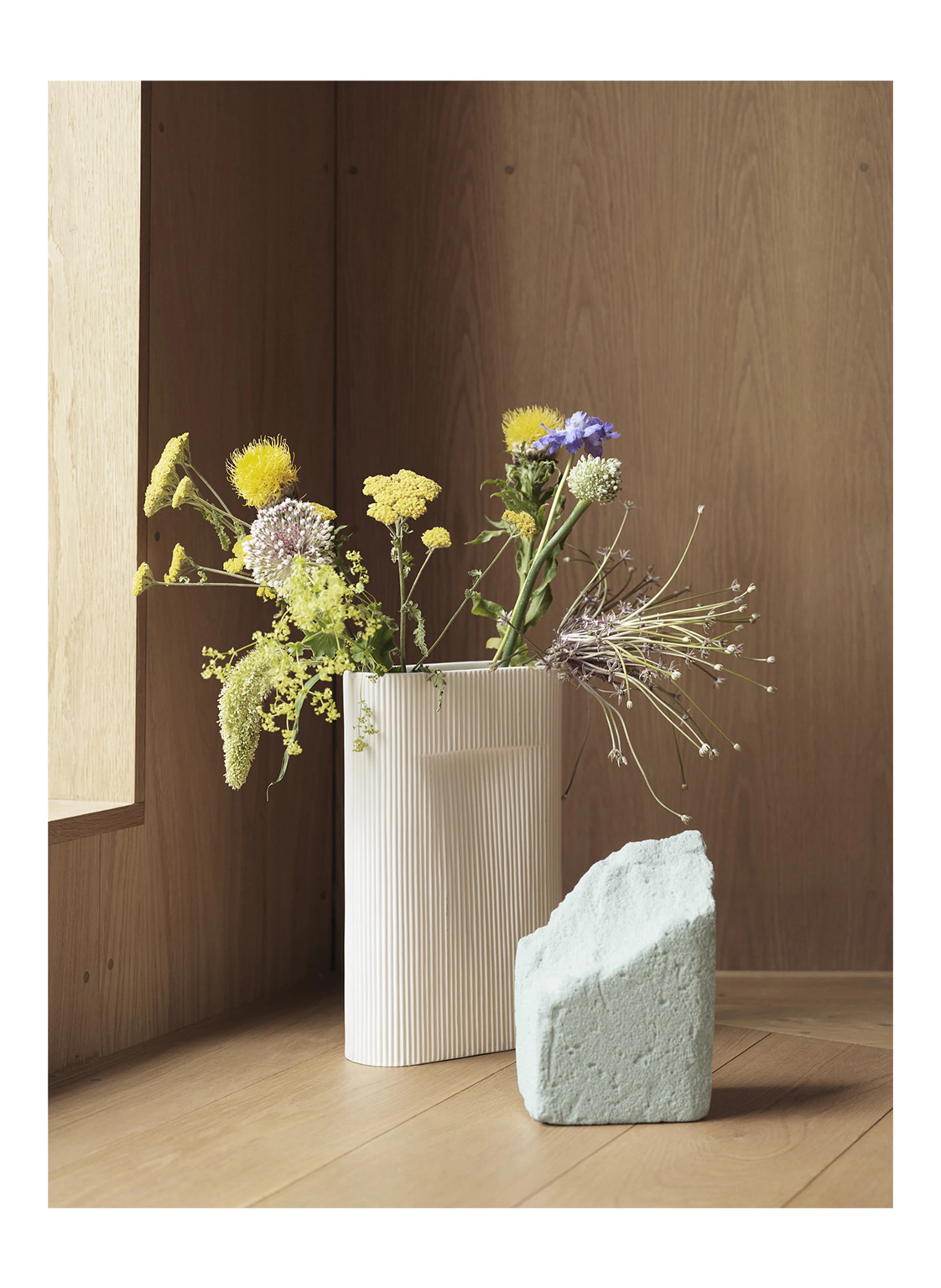MUUTO Vase RIDGE