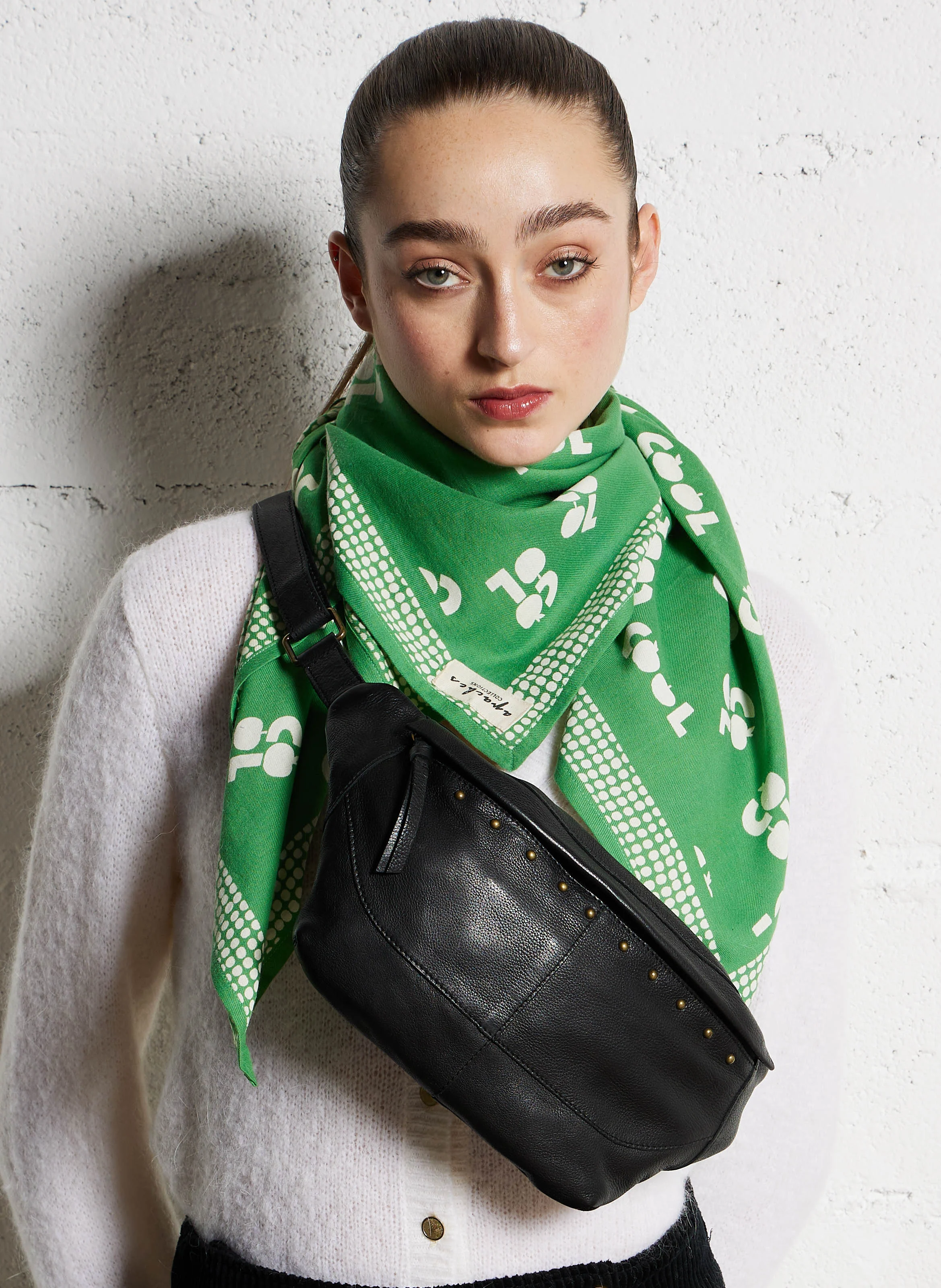 DAINO - Sac banane en cuir | Noir