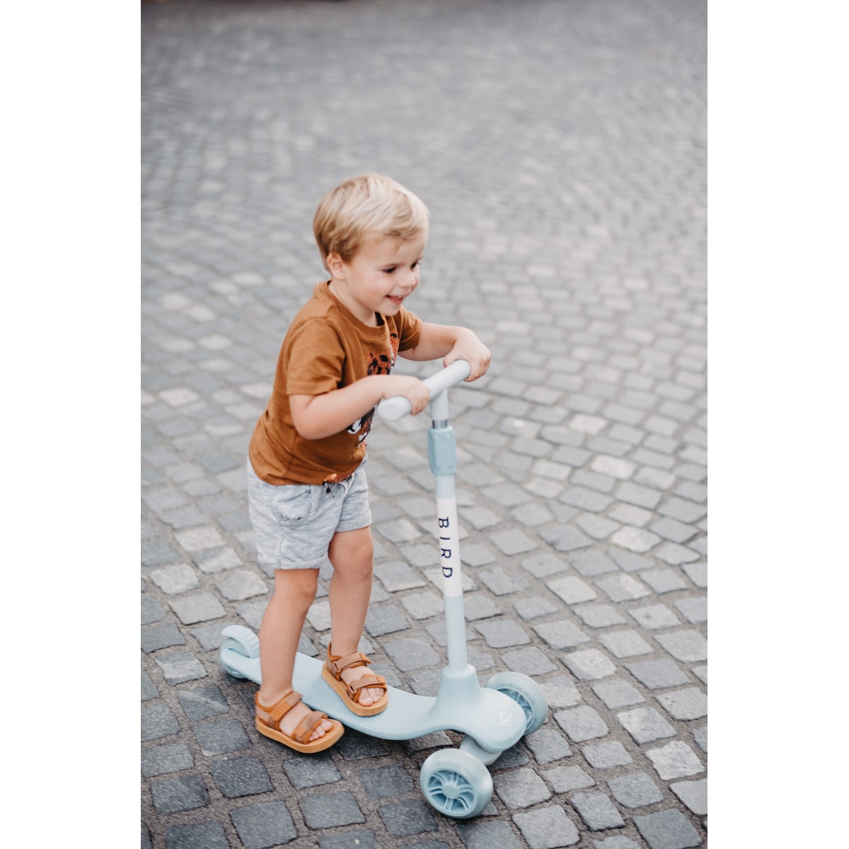 Bird Birdie Glow kids sparkesykkel VA00059 (sky blue)