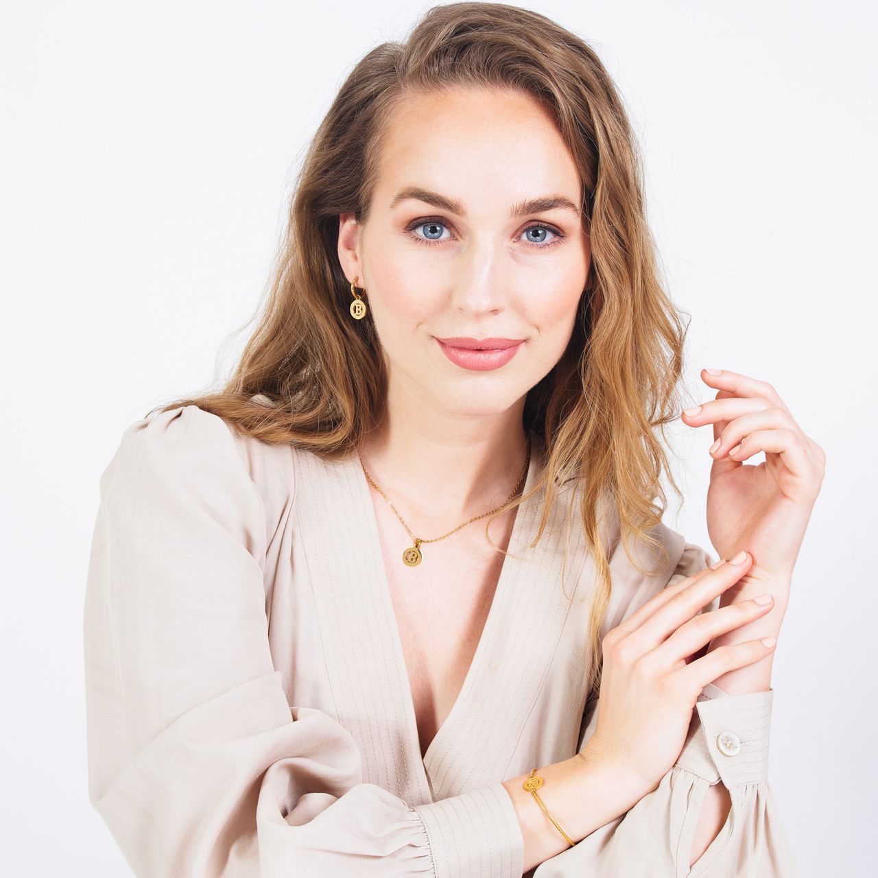 Stalen goldplated ketting met letter - B