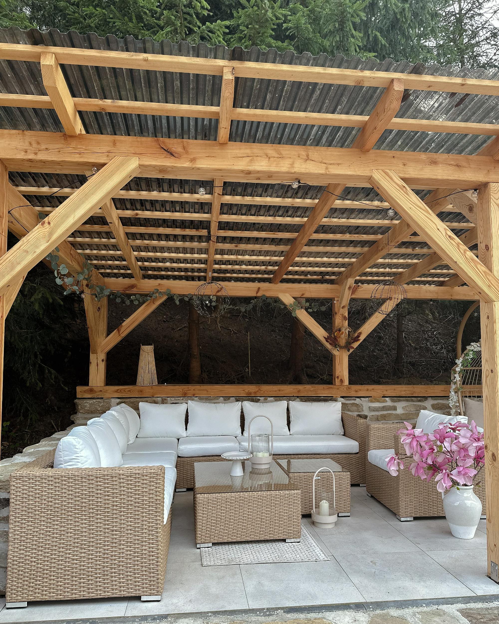 Loungeset met tafel 8-zits XXL rechtszijdig modulair PE rotan Zandbeige