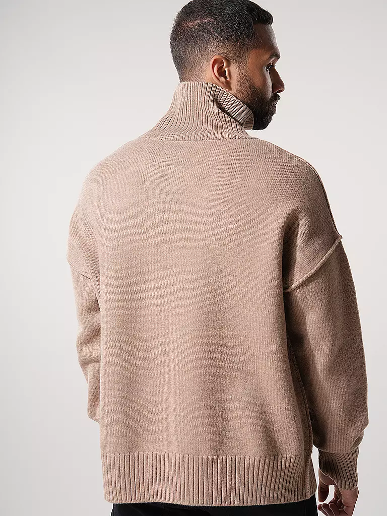 AMI PARIS Rollkragenpullover camel