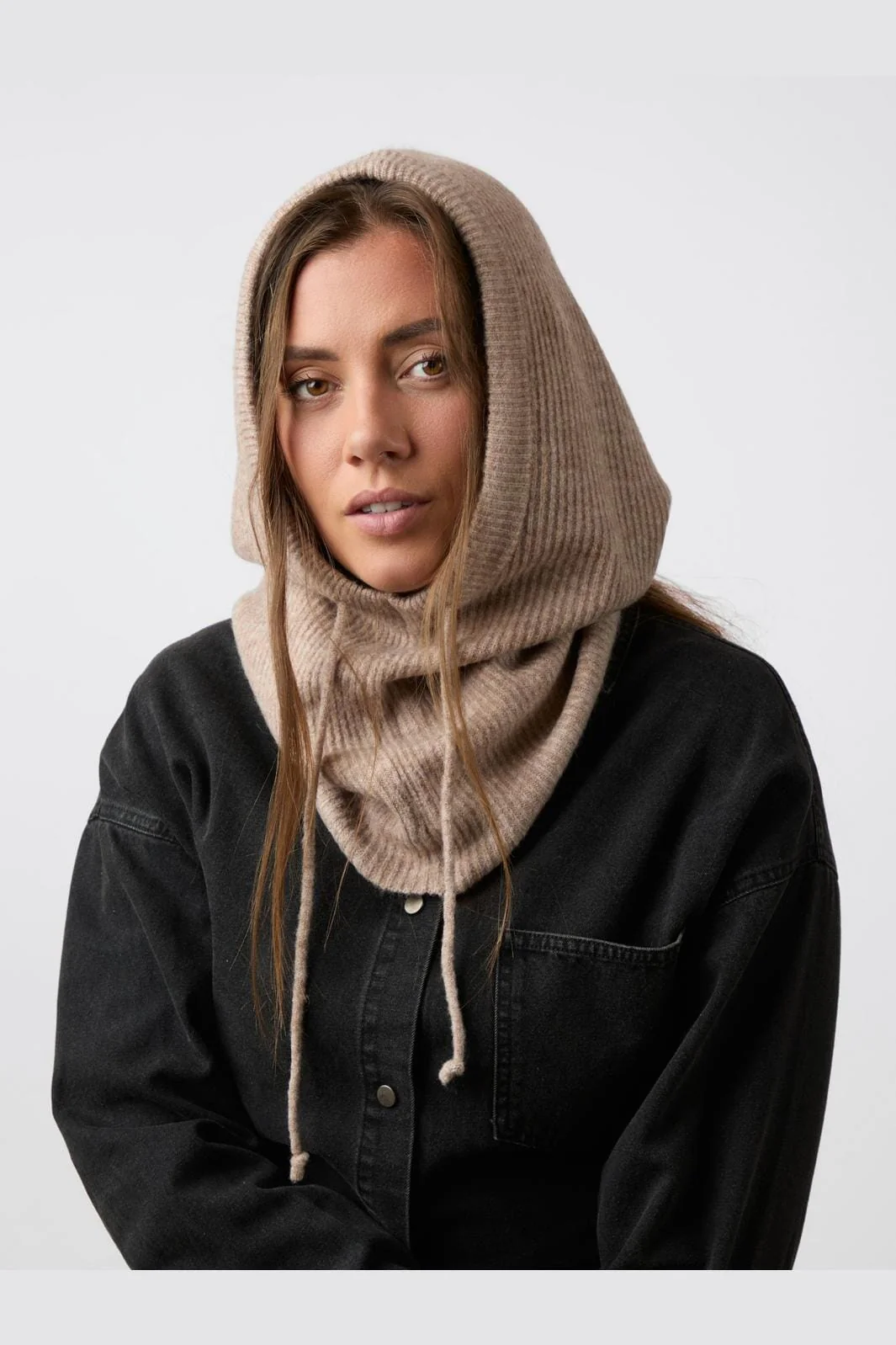 Neo Noir Madita Knit Balaclava sand melange