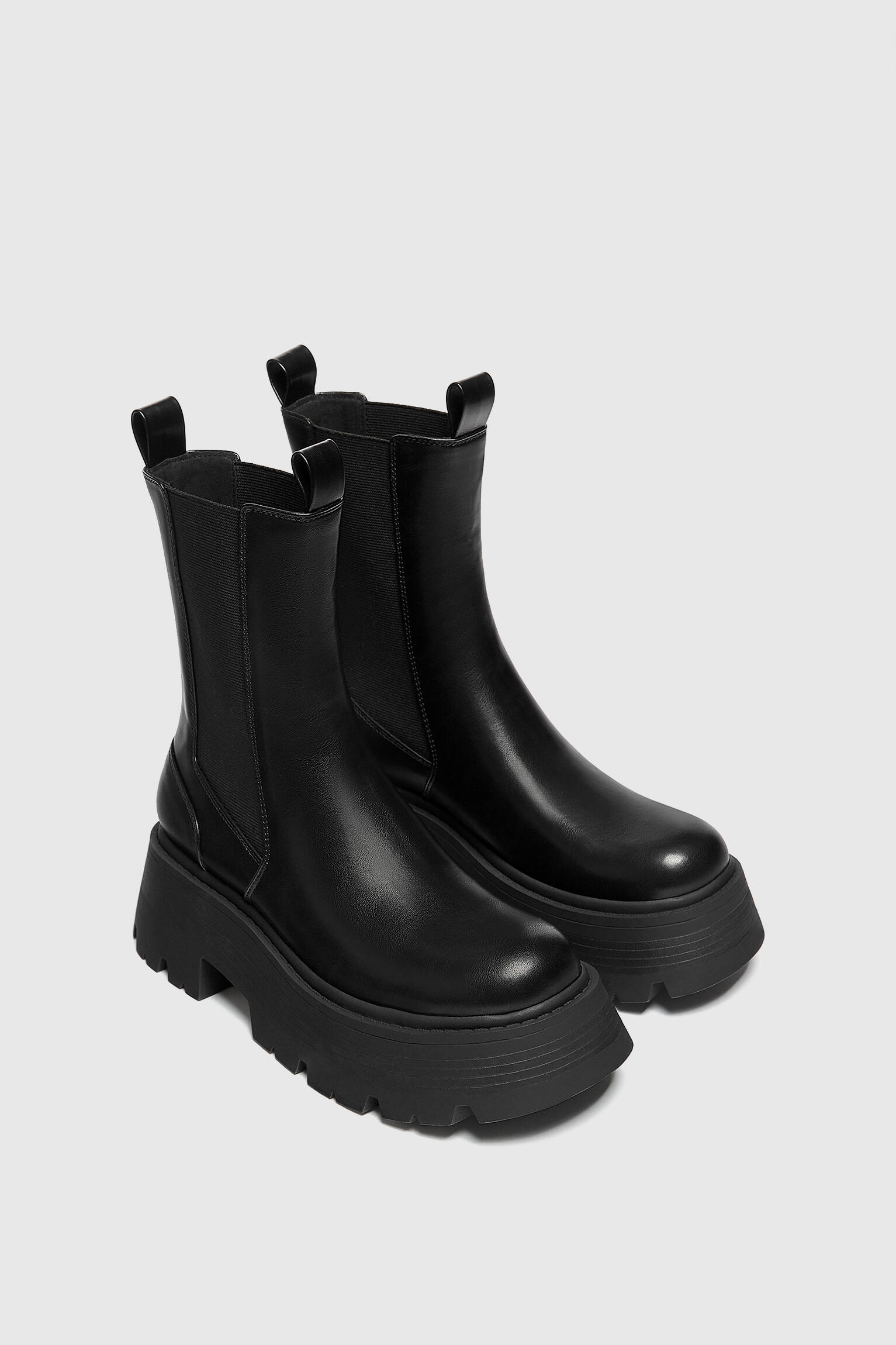 BOTAS DE CORRIDA ELÁSTICAS - PRETAS