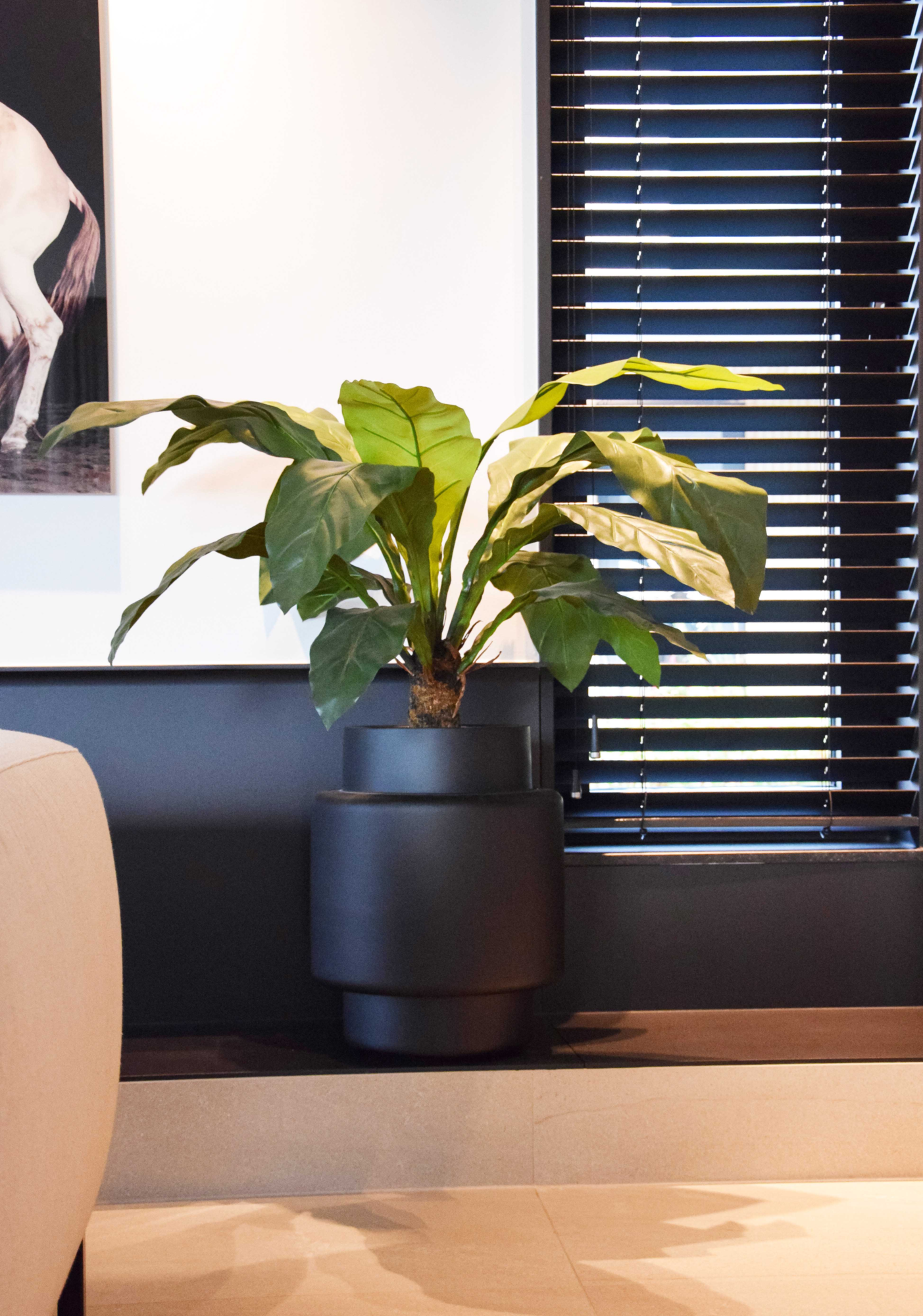 Plantenpot Billund big black Ø60 x H70 cm