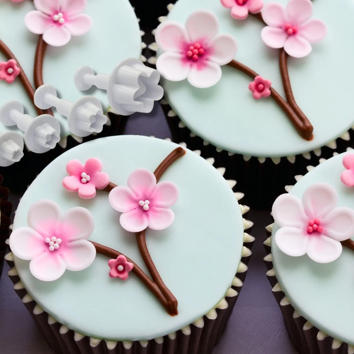 Lot de 4 emporte-pièces fleur pour pâte à sucre Emporte-pièces Zenker