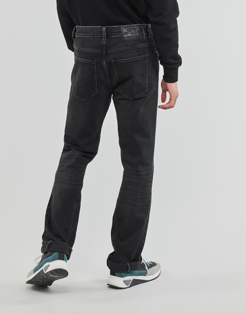 Diesel - 2021 - Gris