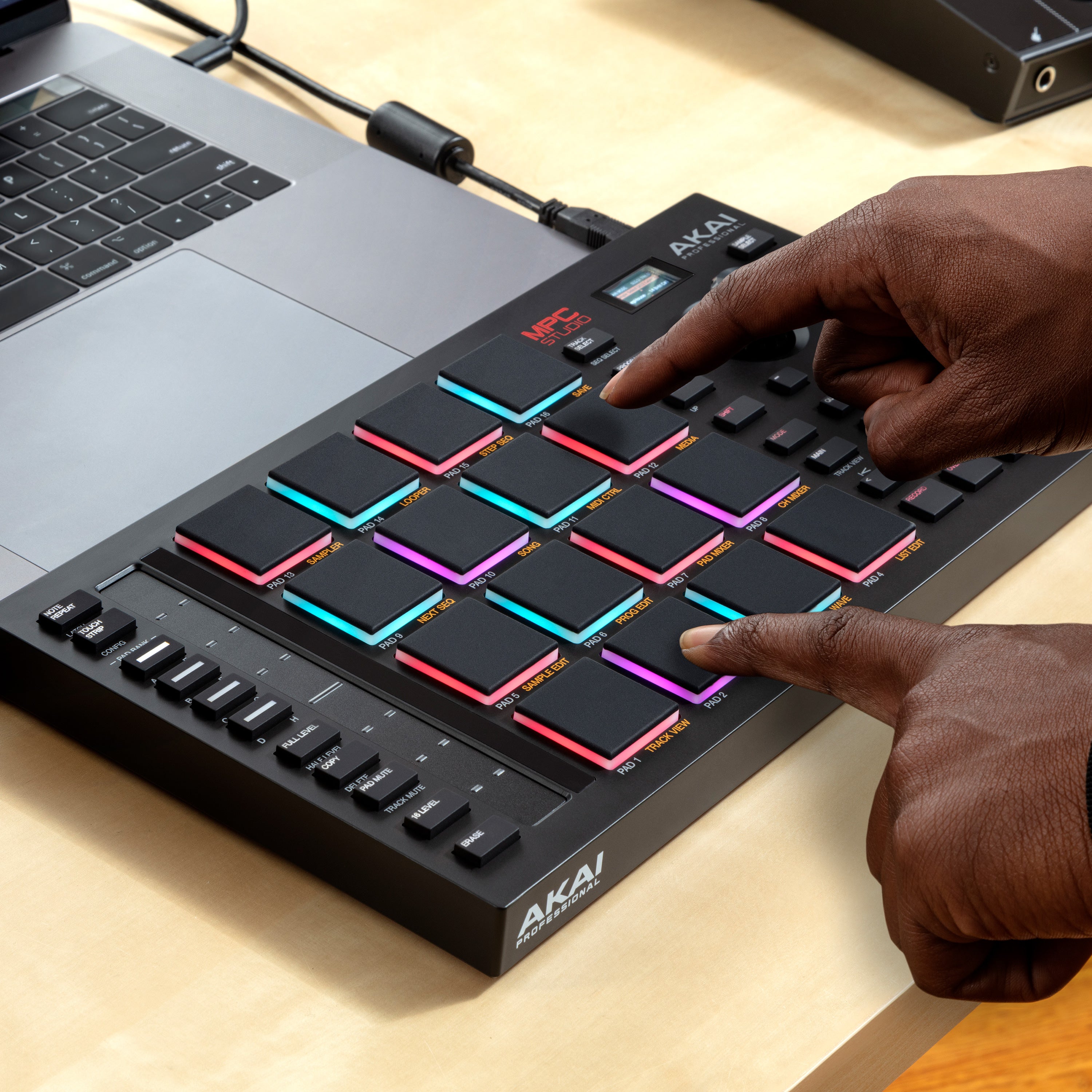 Akai Professional MPC Studio Music Production Controller