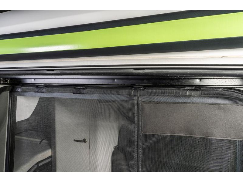 Van Quito Schiebetürenmoskitonetz, Magnet RV, fine-mesh VW Schiebetürenmoskitonetz Magnetreissverschluss, VW Crafter / Grand California, Beifahrerseite (rechts), Maschenweite Fine Mesh