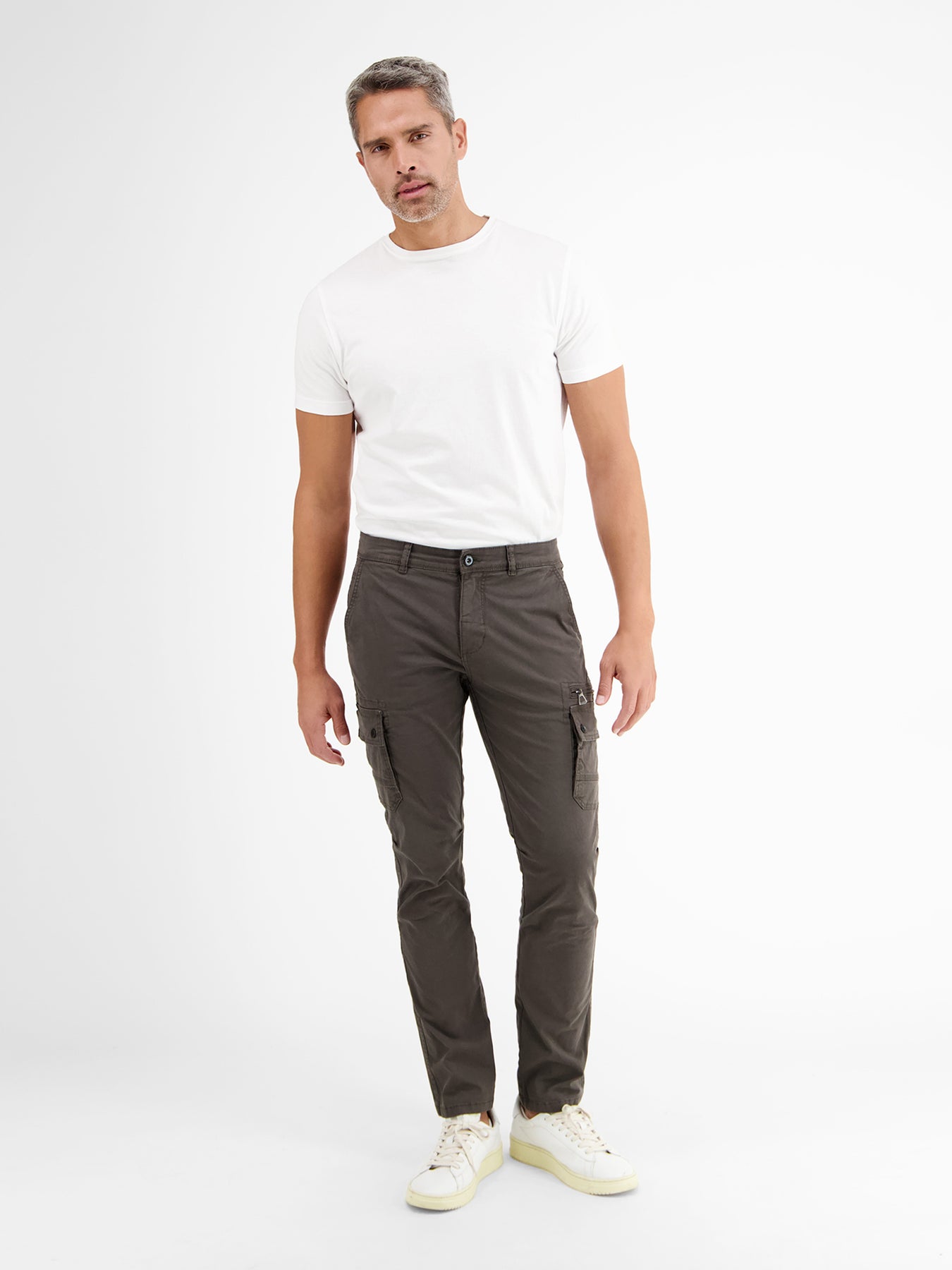 Cargo Pants in schmaler, gerader Passform