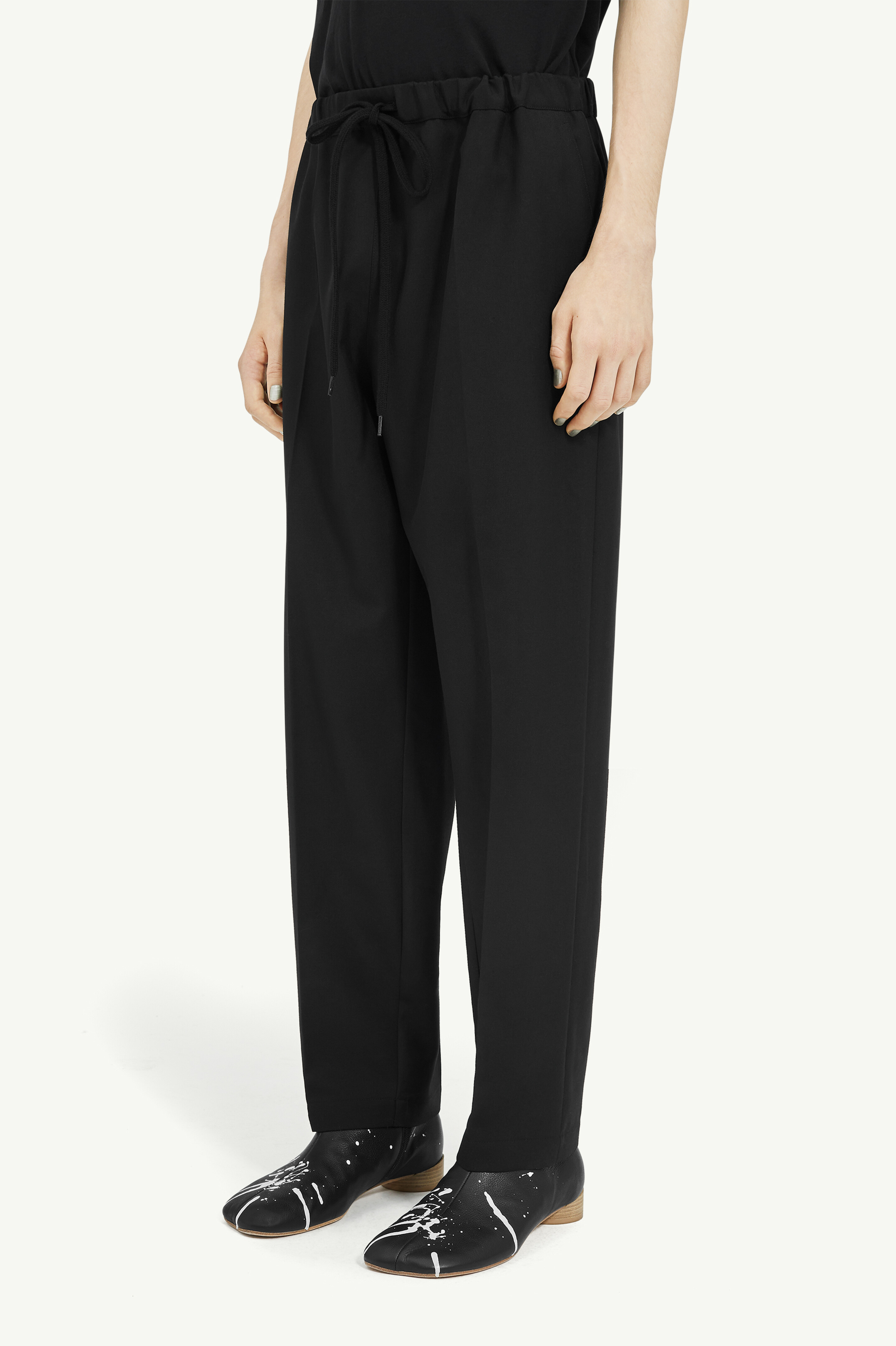 Pantalon de tailleur fuselé en laine
