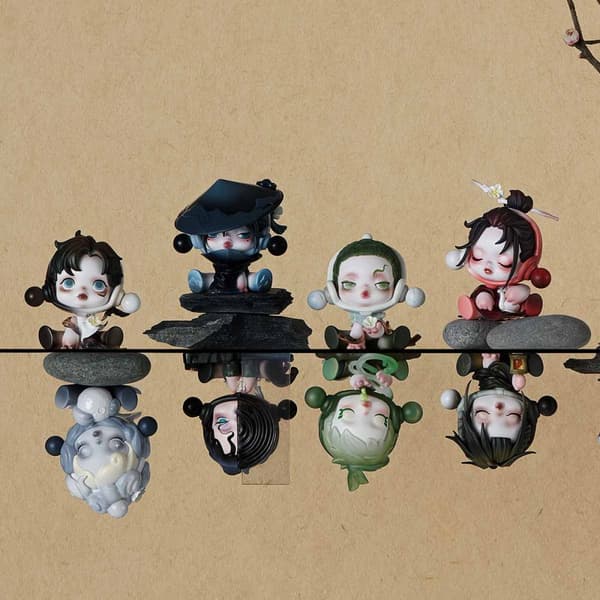 Pop Mart SKULLPANDA – The Ink Plum Blossom Series Figure Blind Box