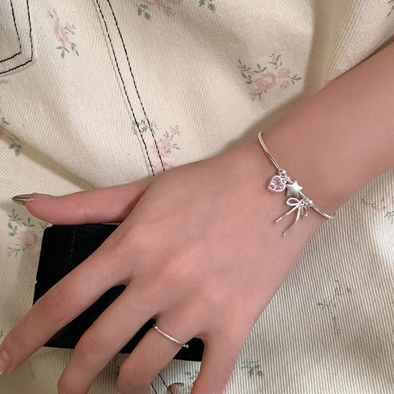 Panda Dama - Open bangle met strik en hartvormige strass-steentjes