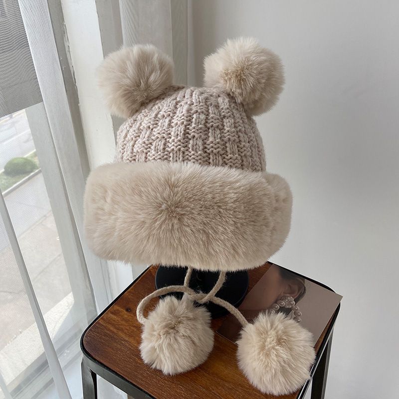 FROME - Muts met pompon en zachte rand