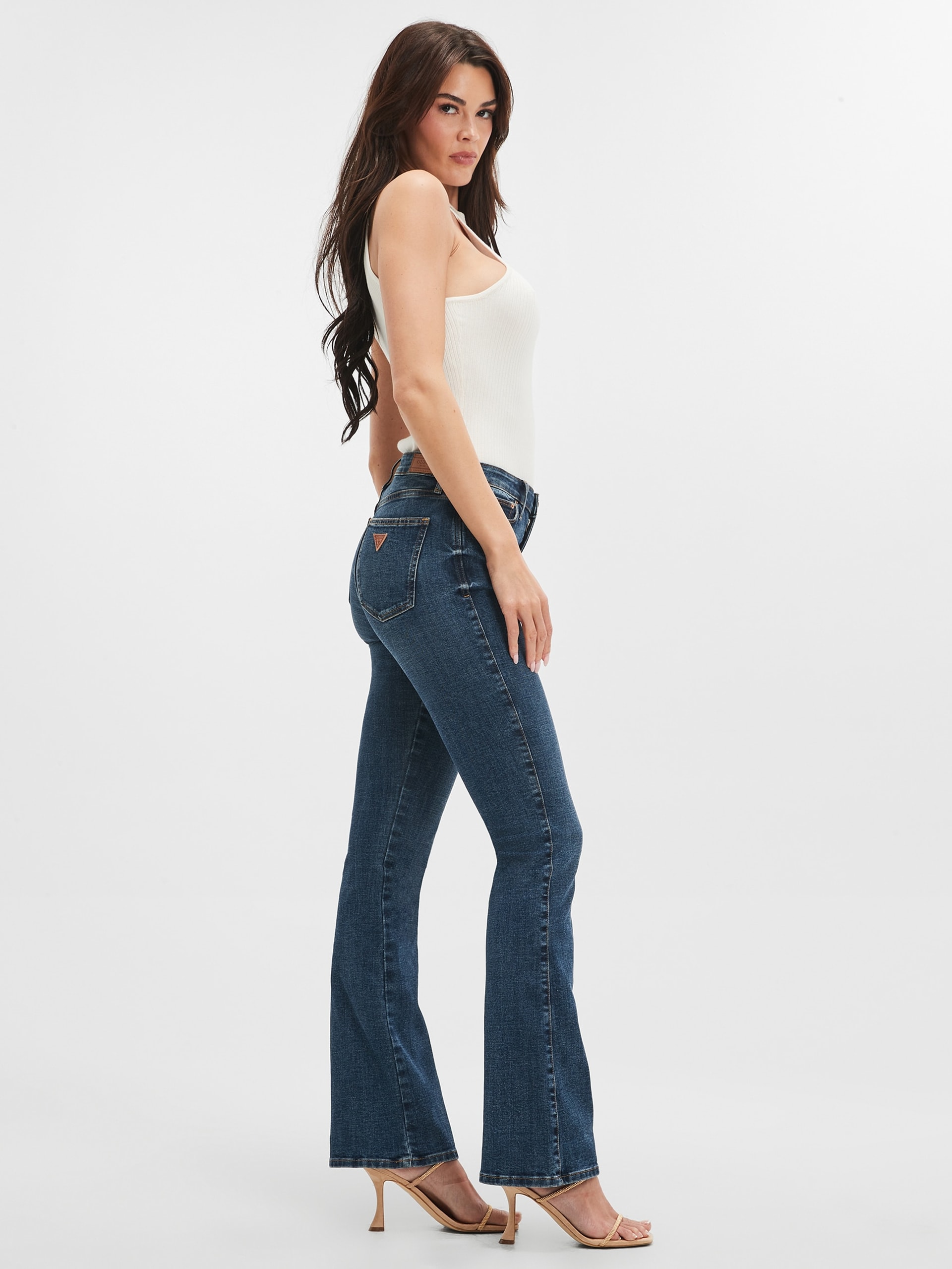 Calça jeans boca de sino sexy
