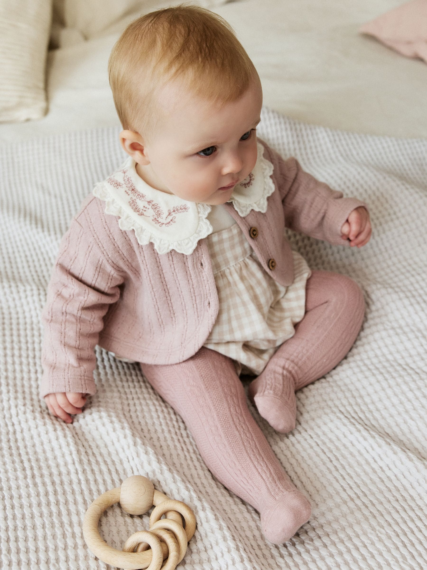 Roze - Rompertje met lange mouwen, bodysuit, vest en panty 4 -delige set (0maanden -2jaar)