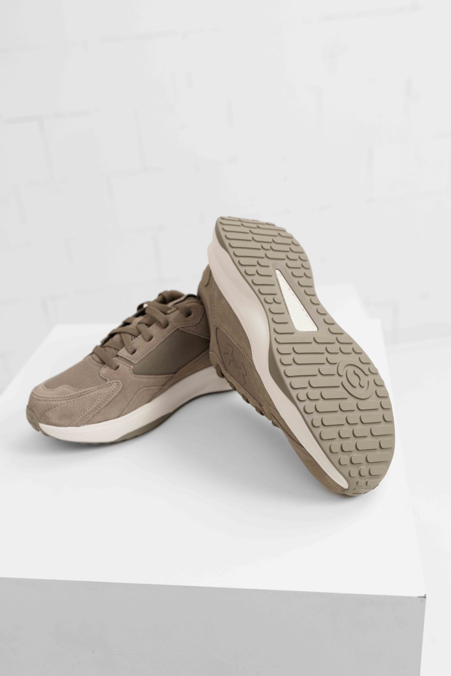 Under Armour Edge Suede Sneakers Heren Lichtbruin