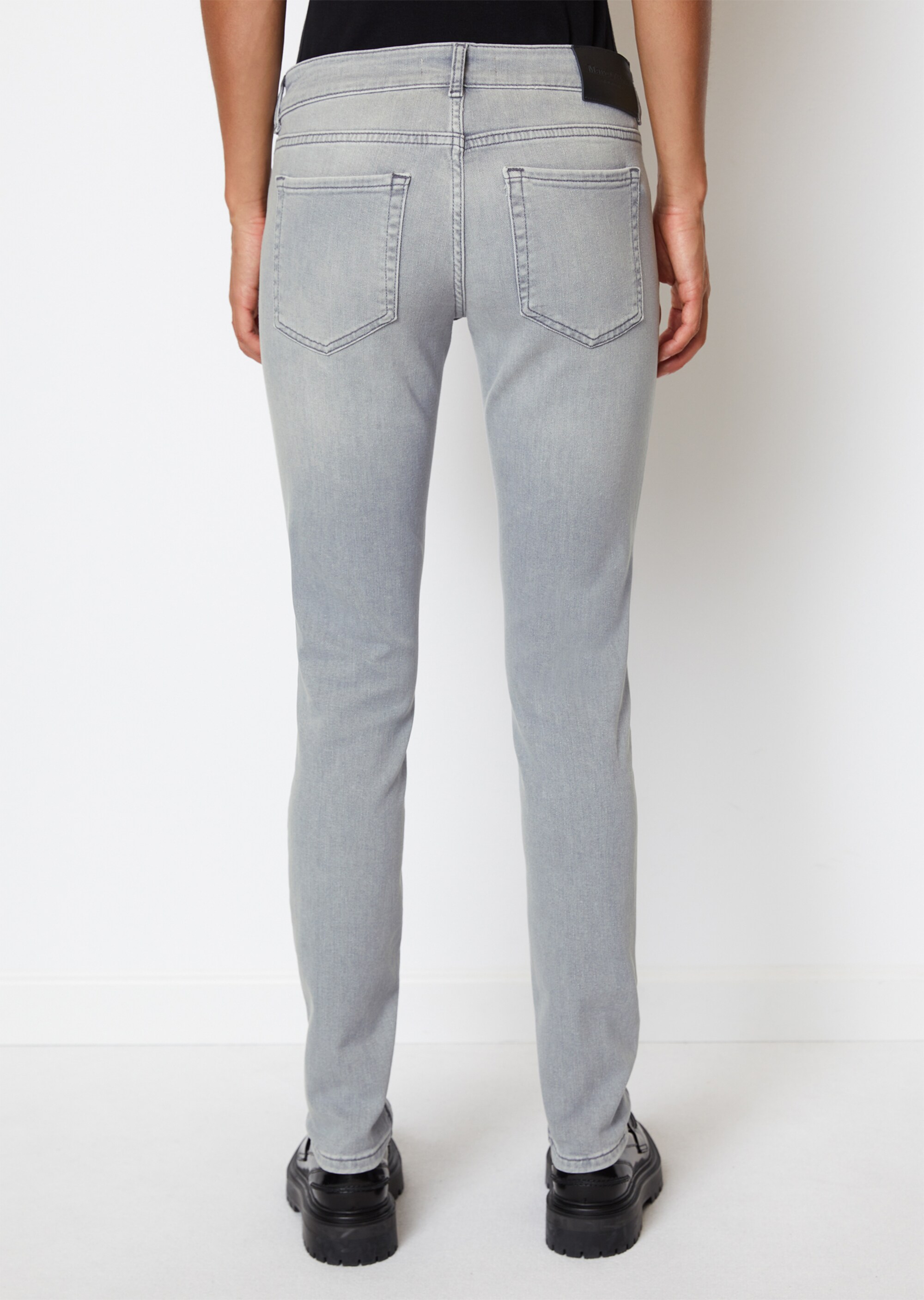 Jeans Modell SKARA skinny low waist aus stretchigem Comfort-Denim
