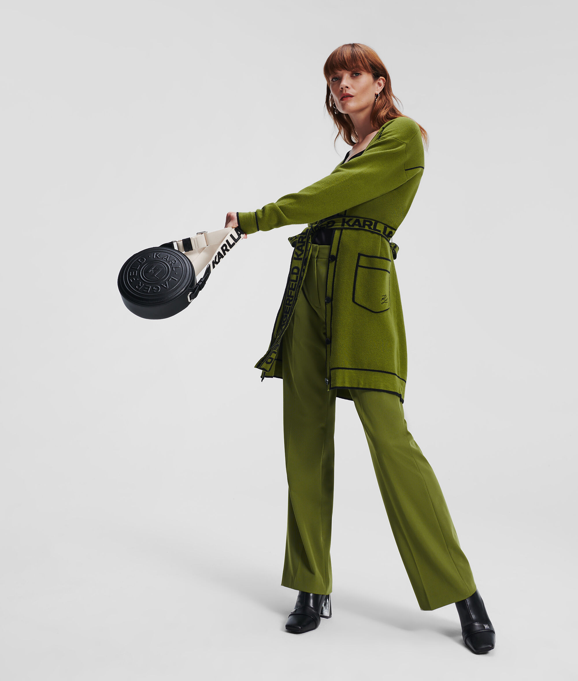 CARDIGAN AVEC CEINTURE ORNÉE DU LOGO KARL