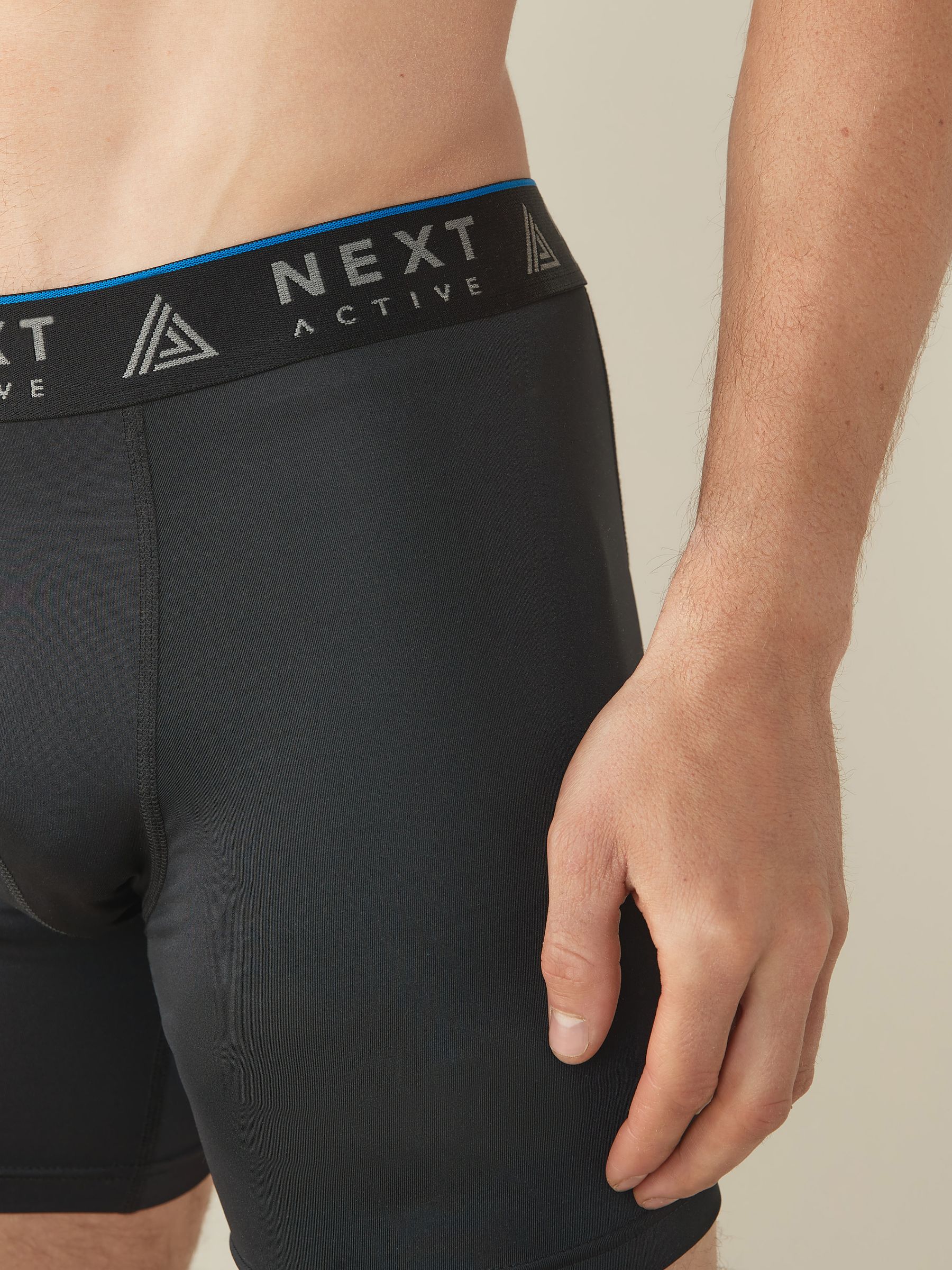 Zwart - 4 Langere sportboxershorts
