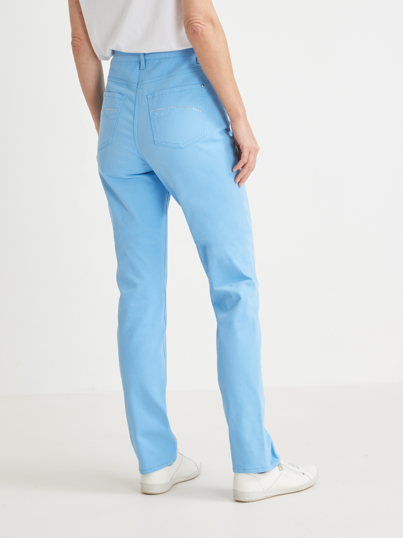 Pantalon 5 poches coupe droite