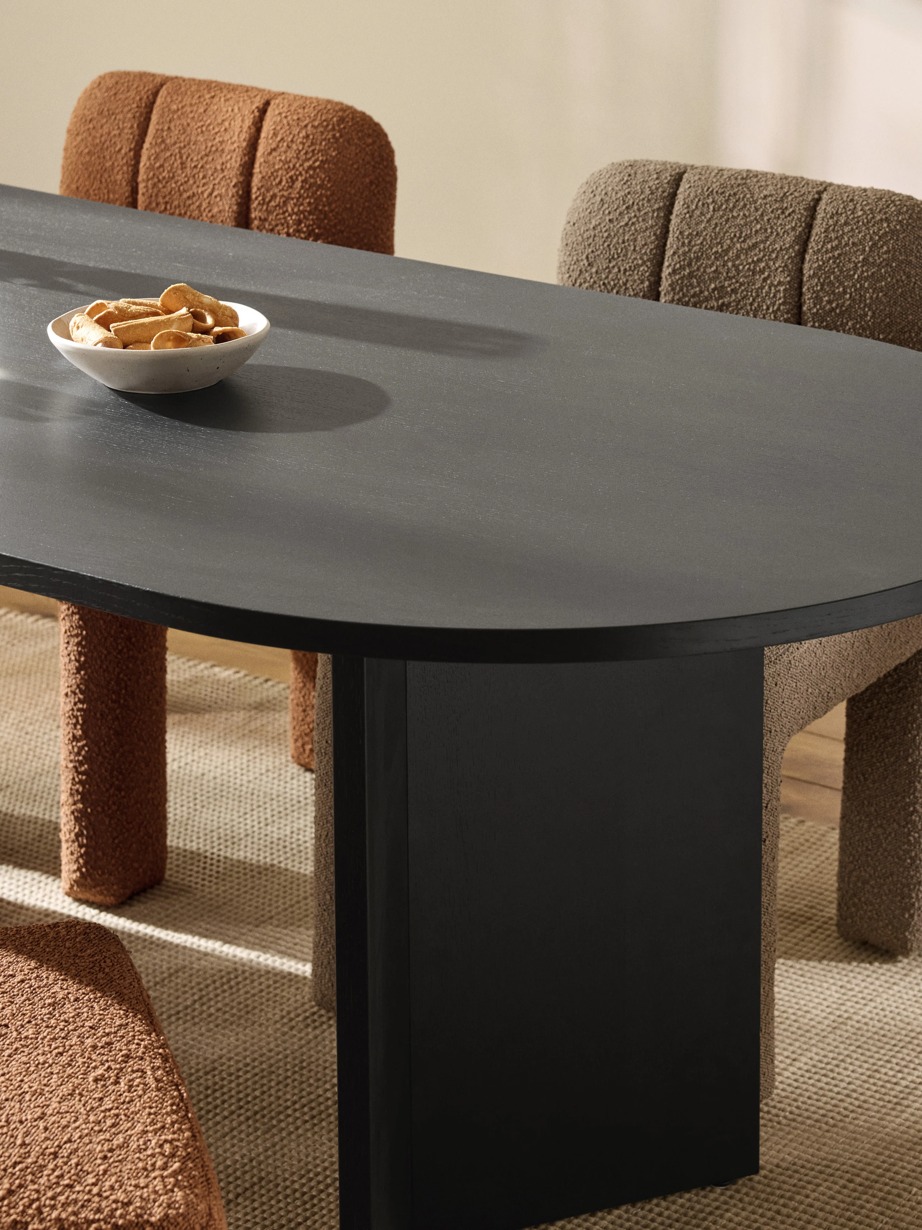Ovale houten eettafel Toni, 200 x 90 cm