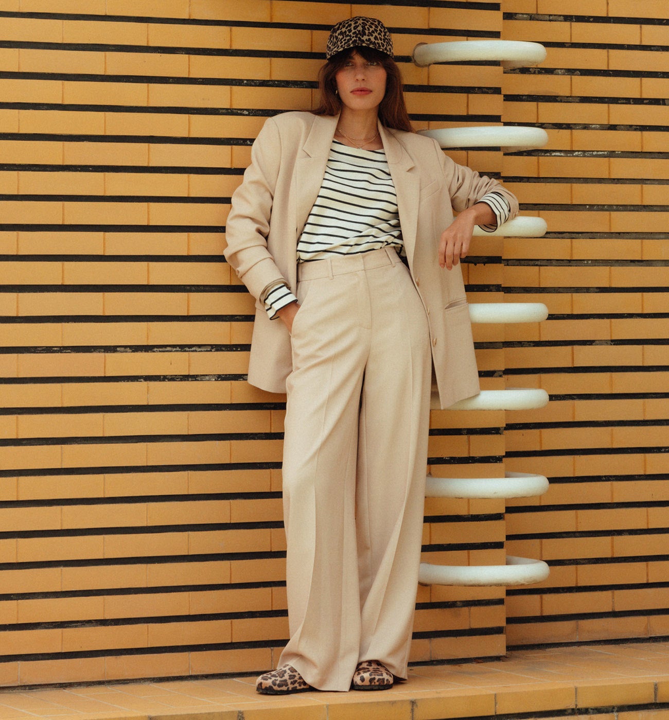 Pantalon large à pinces Femme - Beige