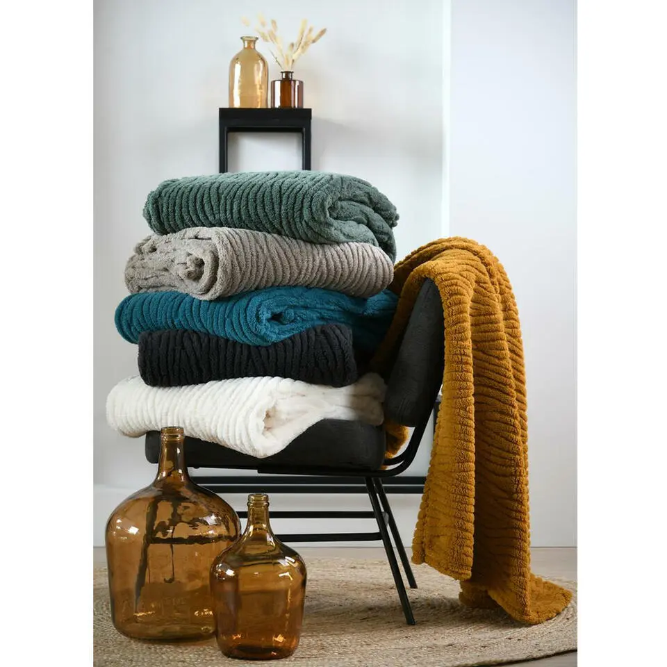 Plaid/bankdeken Columbia - grijs - 180 x 220 cm - waves motief