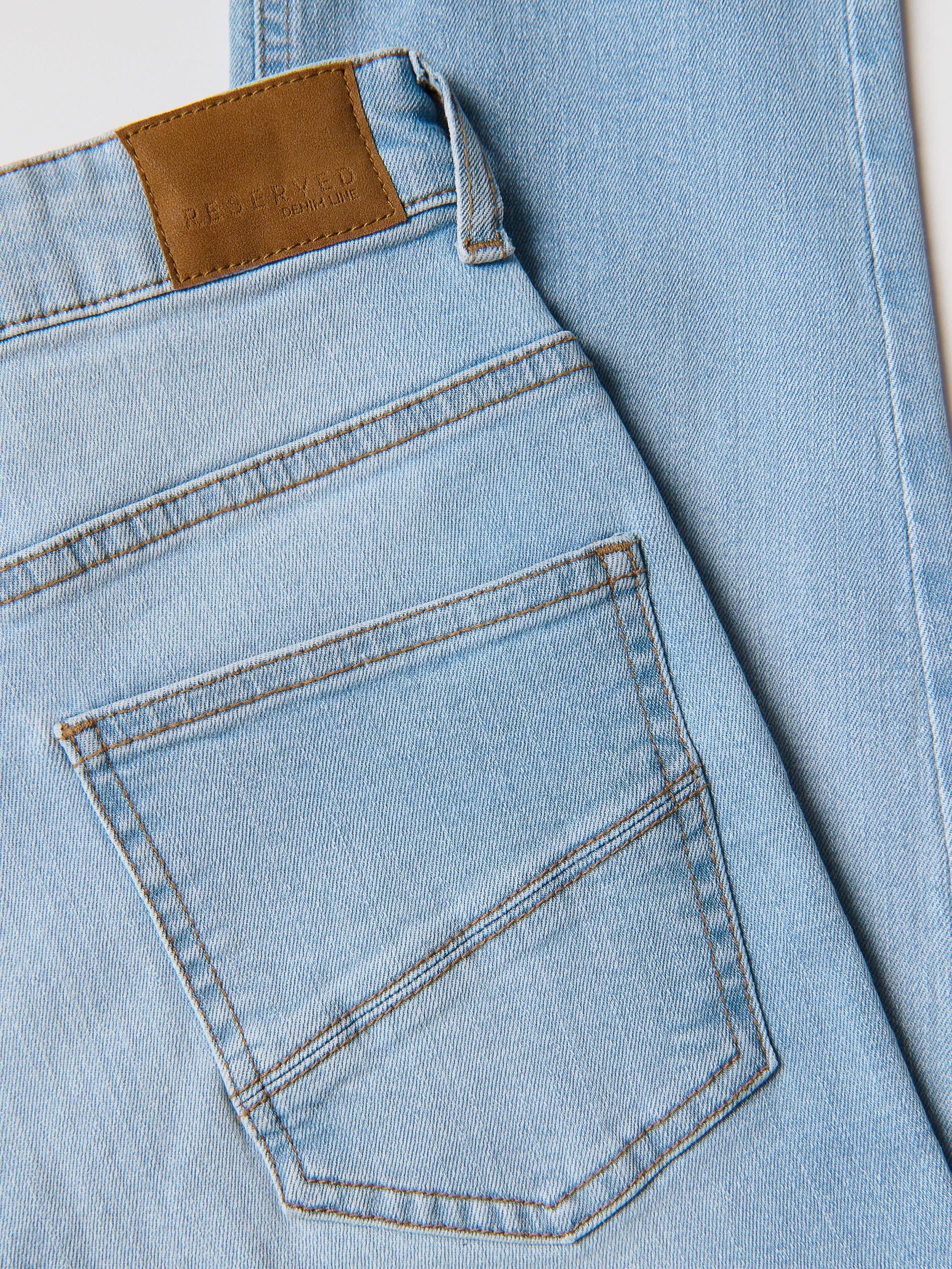 Regular-Fit-Jeans