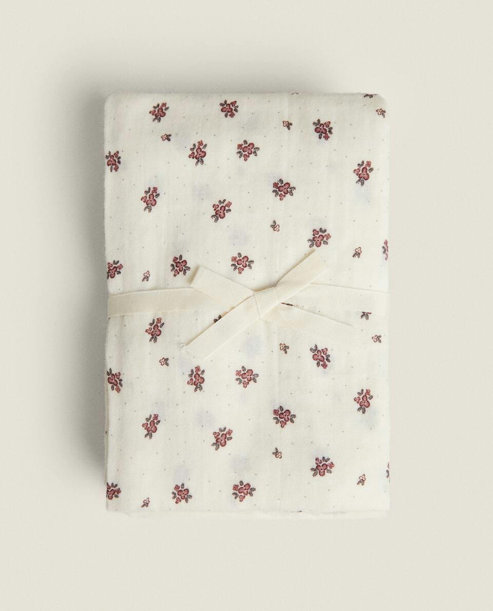 PANO DE MUSSELINA FLORAL INFANTIL (CONJUNTO DE 3)
