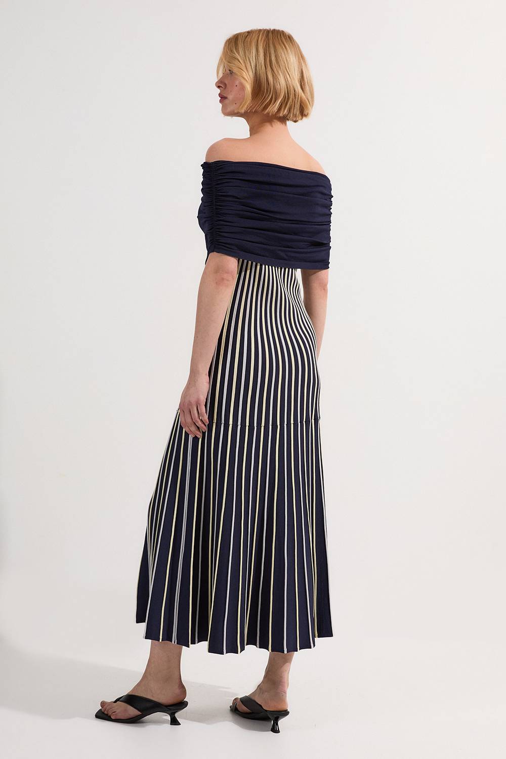 KarenMillen Robe longue tricotée Bardot à rayures