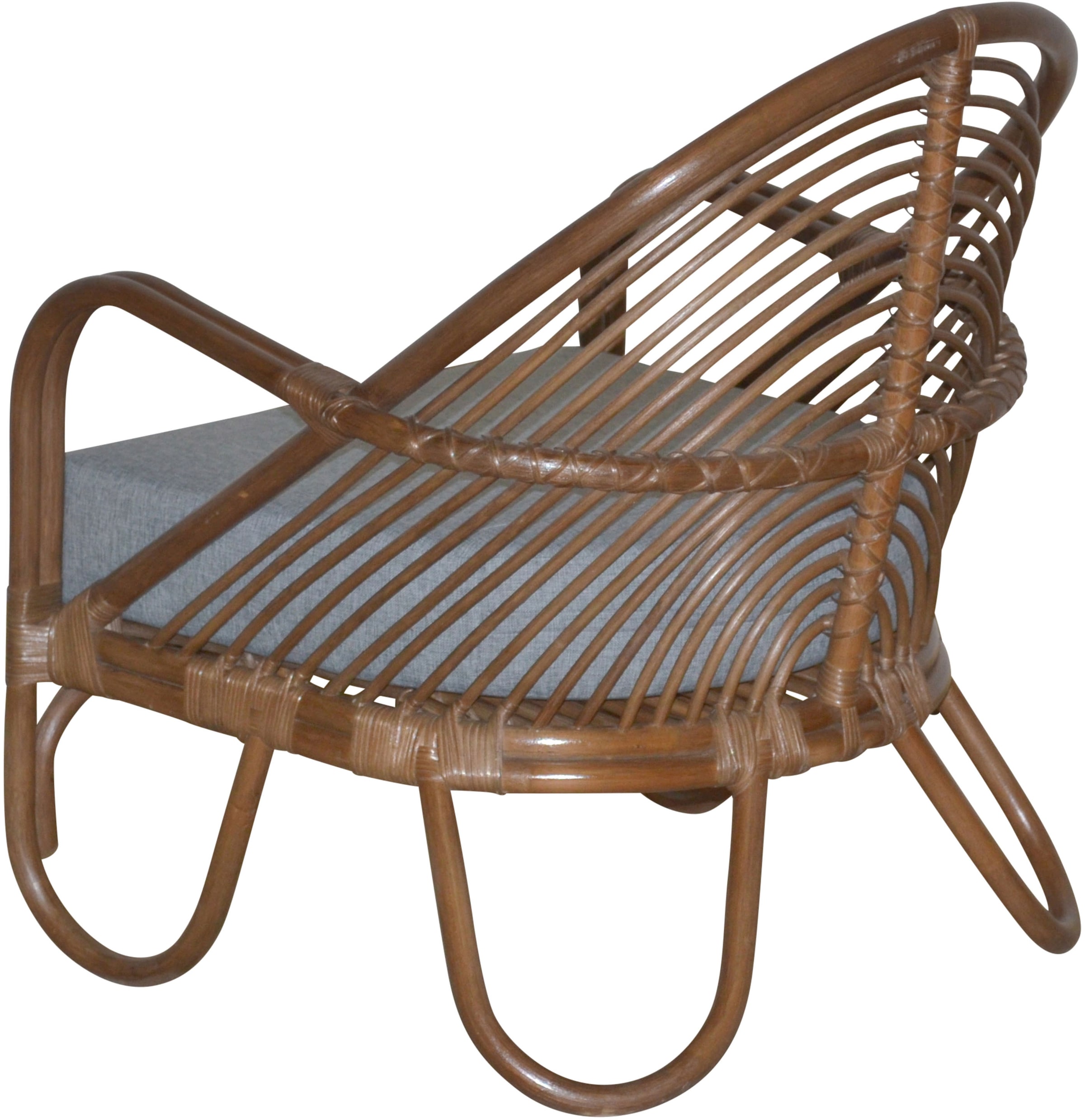 HOFMANN LIVING AND MORE Loungesessel Inklusive extra stark gepolsterten Sitzkissen, 1 Stk. tlg. Handgeflochten