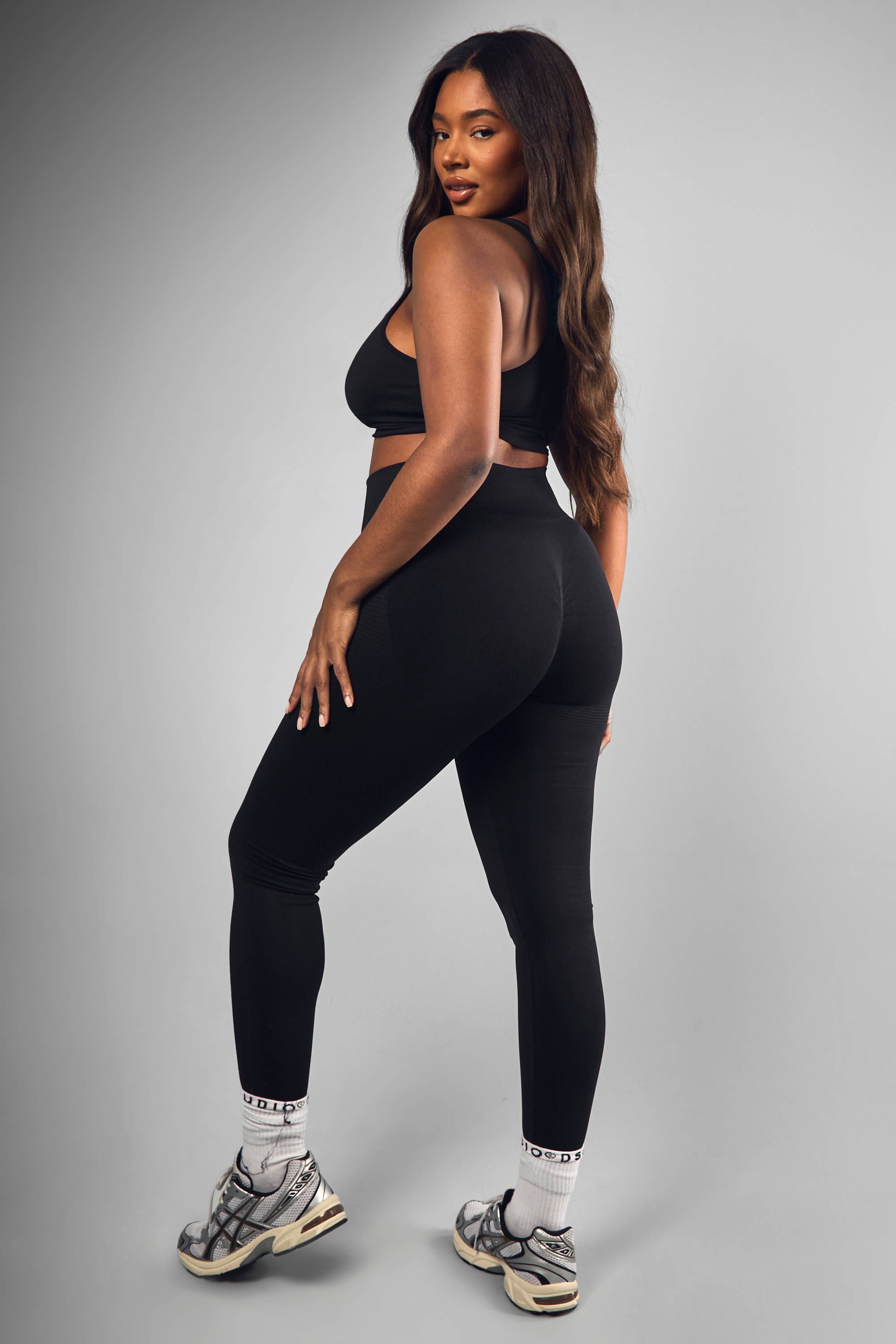 boohoo Legging Sculpt Seamless à Effet Rehausseur de Fesses Plus Premium